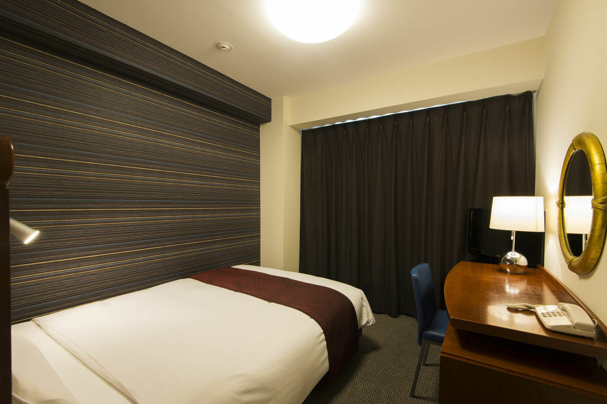 Hotel Villa Fontaine Tokyo-Kayabacho Екстериор снимка